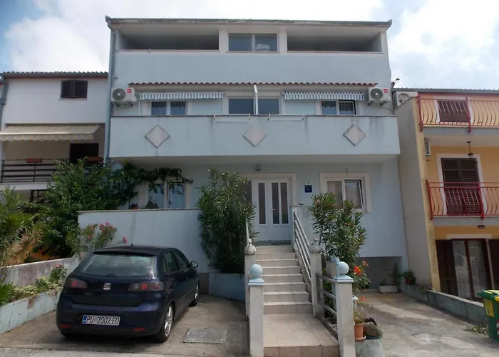 Hanifa 아파트 로비니