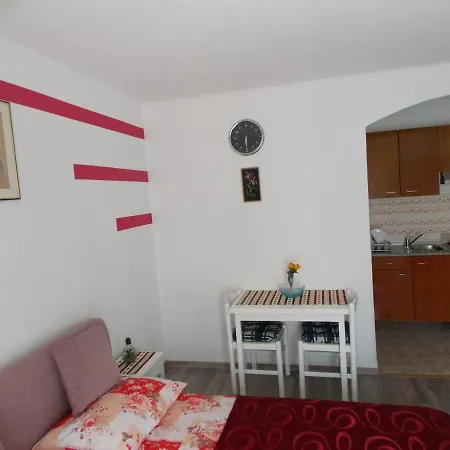 Hanifa Apartment