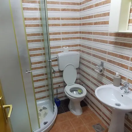 Hanifa Apartment *
