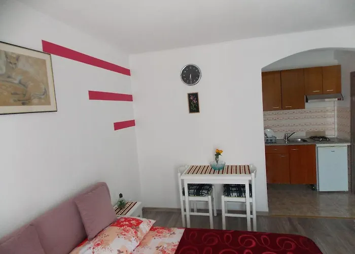 Hanifa Apartment