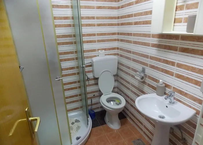 Hanifa Apartment *
